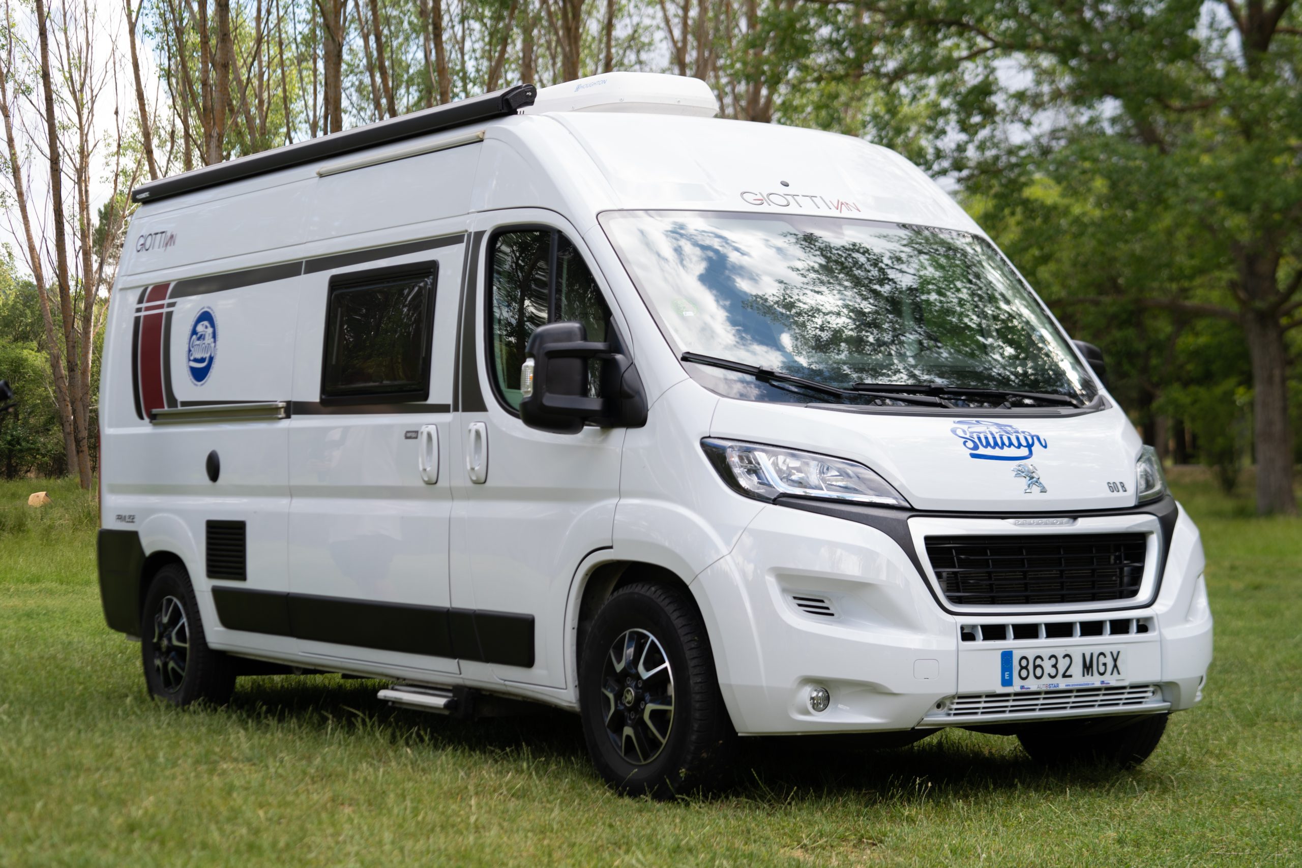 Camper exterior Giottivan 60B Camper